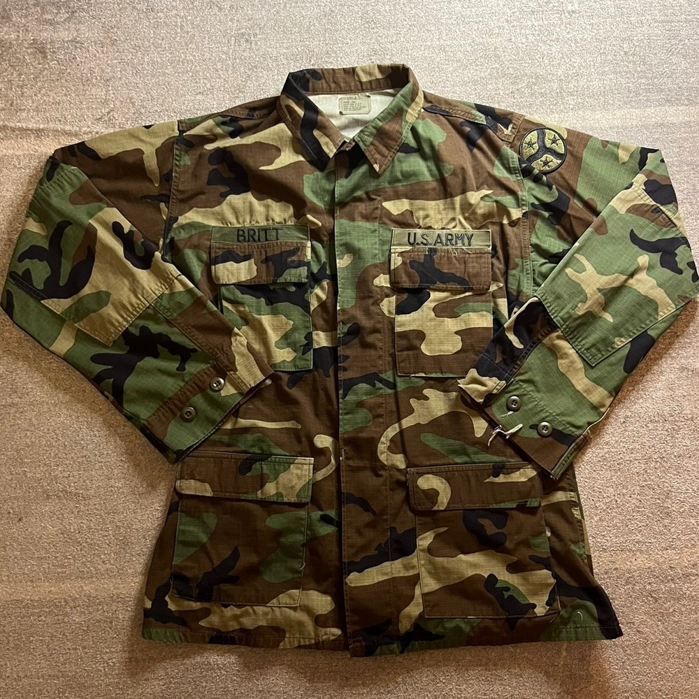US Army Woodland Camouflage Combat Coat BDU Jacket Medium Long Patch Armycore